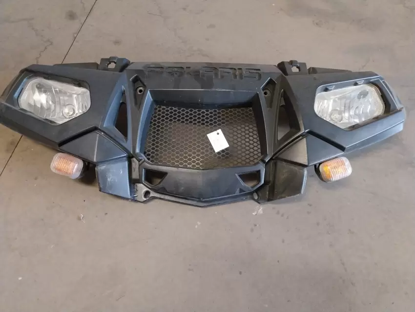 Bumper frontale quad Polaris Sportsman 850/1000 con luci e frecce cod. 5435807-07  