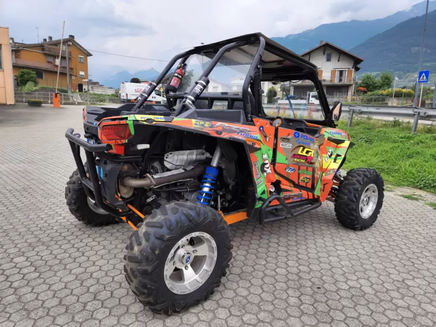 Quad UTV Polaris RZR 1000 XP Turbo 4x4  