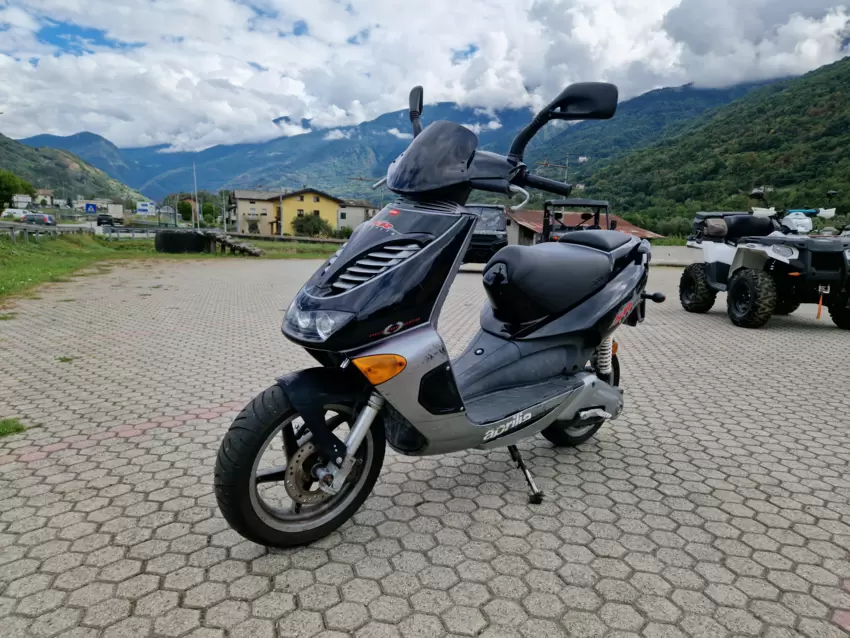 Scooter Aprilia SR 50 2T  