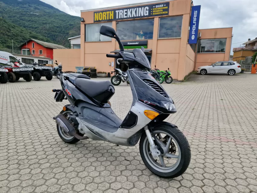 Scooter Aprilia SR 50 2T  