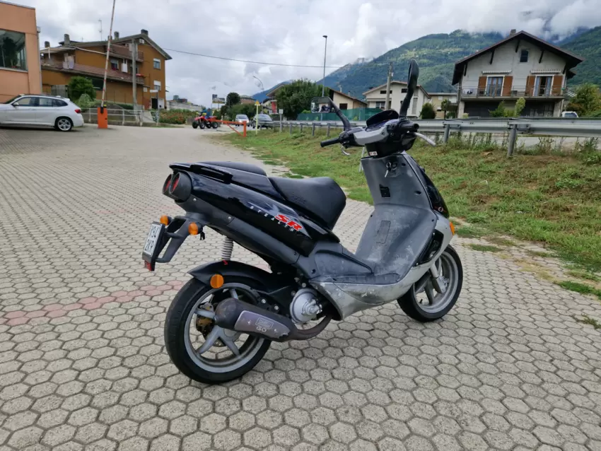 Scooter Aprilia SR 50 2T  