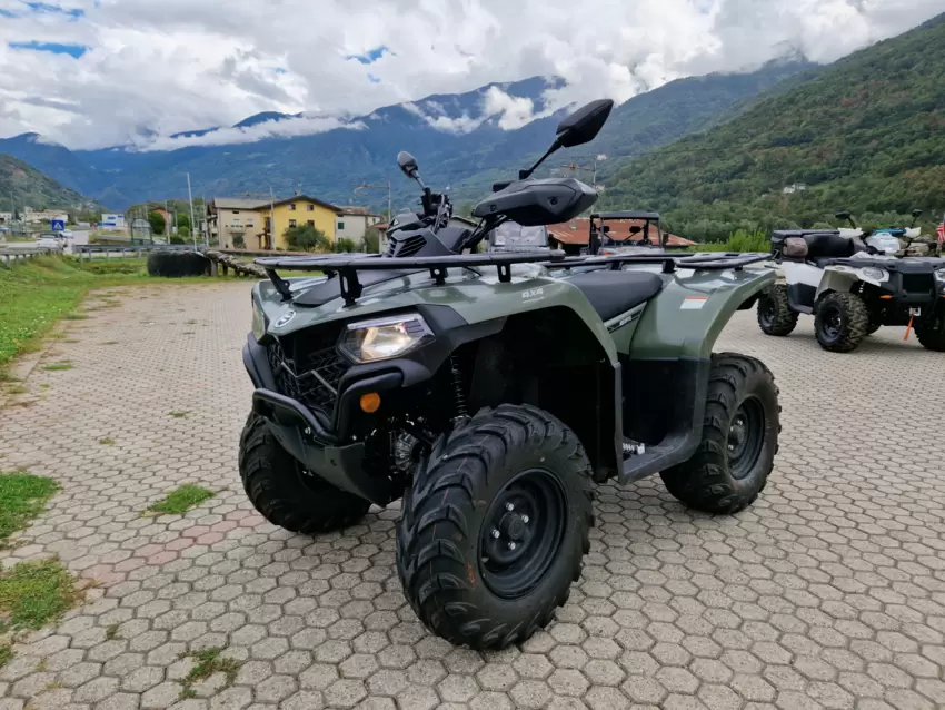 Quad CF Moto Cforce X4 4x4 usato  