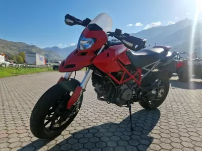 Ducati Hypermotard 796 