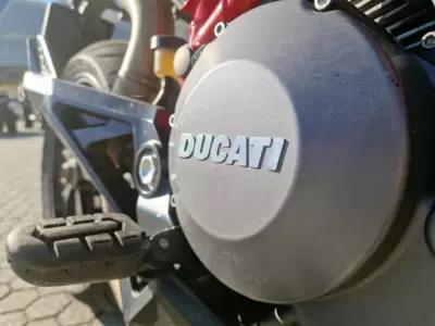 Ducati Hypermotard 796 