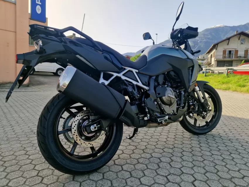 Suzuki v-Strom 800 SE Km zero  