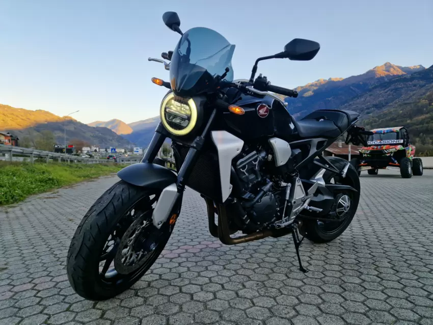 Honda cb1000r Neo Sports Cafè  