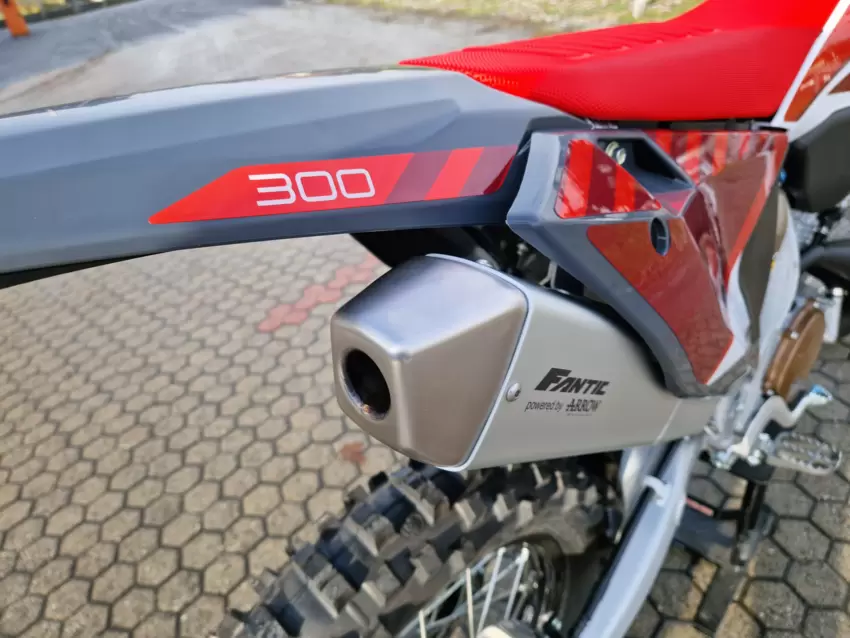 Fantic Motor Enduro XE 300 MY 24 Km Zero  